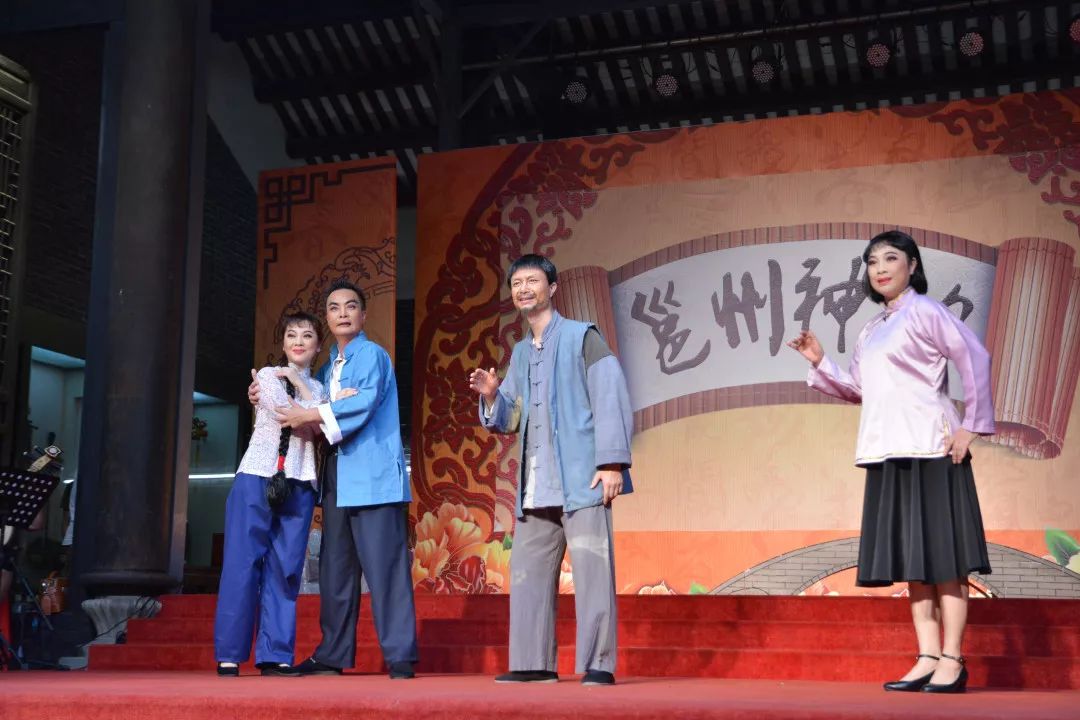 邕州剧场地方戏曲月月演丨大型现代粤剧《山乡风云》本周末上演