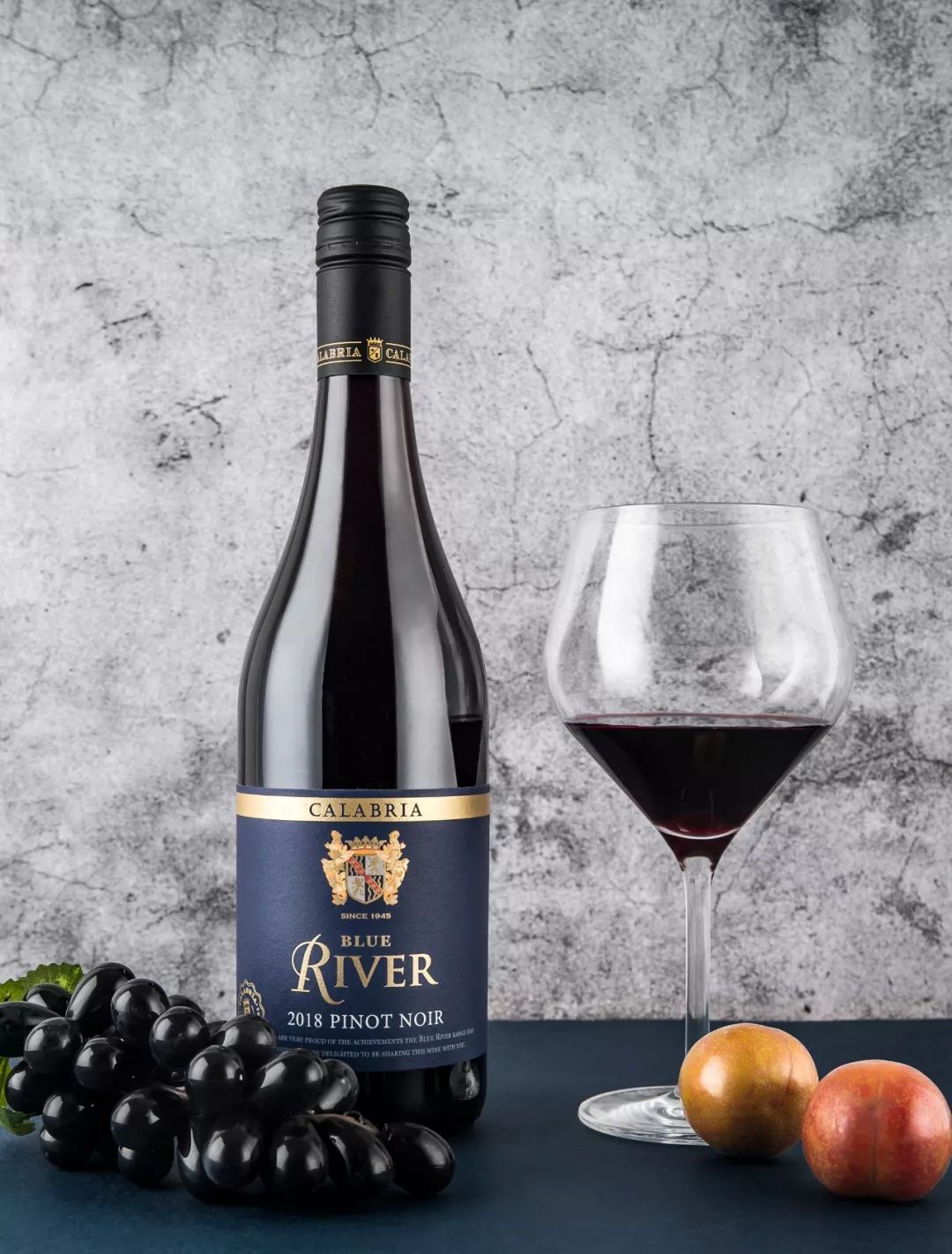 黑比诺红葡萄酒,带你领略尊贵优雅的典范