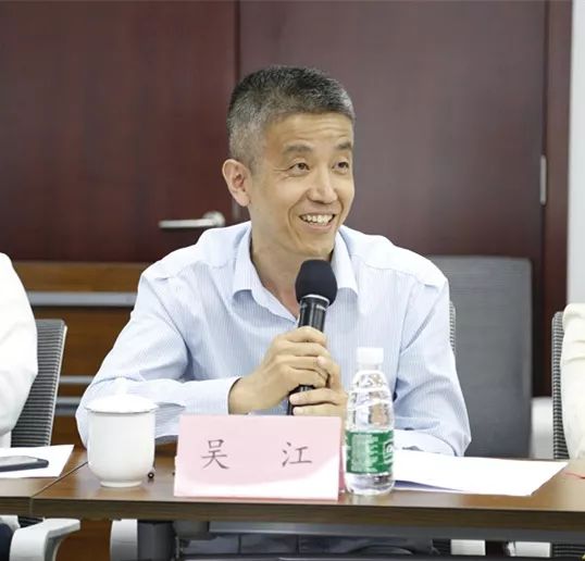 技术处处长武振,规划发展处处长刘美霞,财务处处长王新,综合处娄玲,康