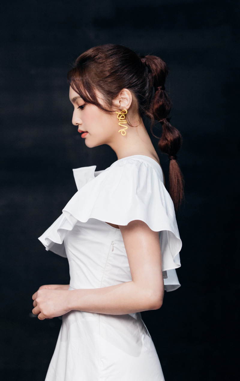 女艺人杨丞琳清新甜美时尚写真