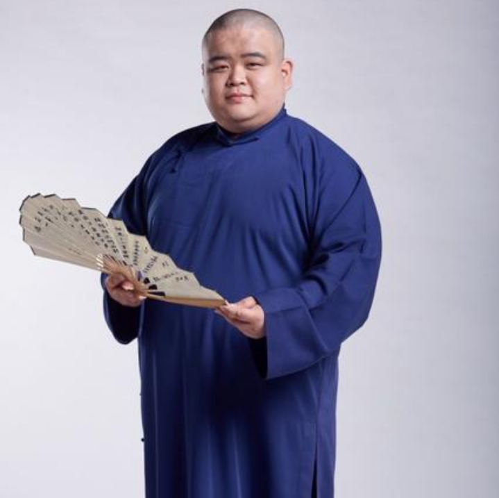 实力捧哏埋没10年终于熬出头,郭德纲此举用心良苦_刘喆