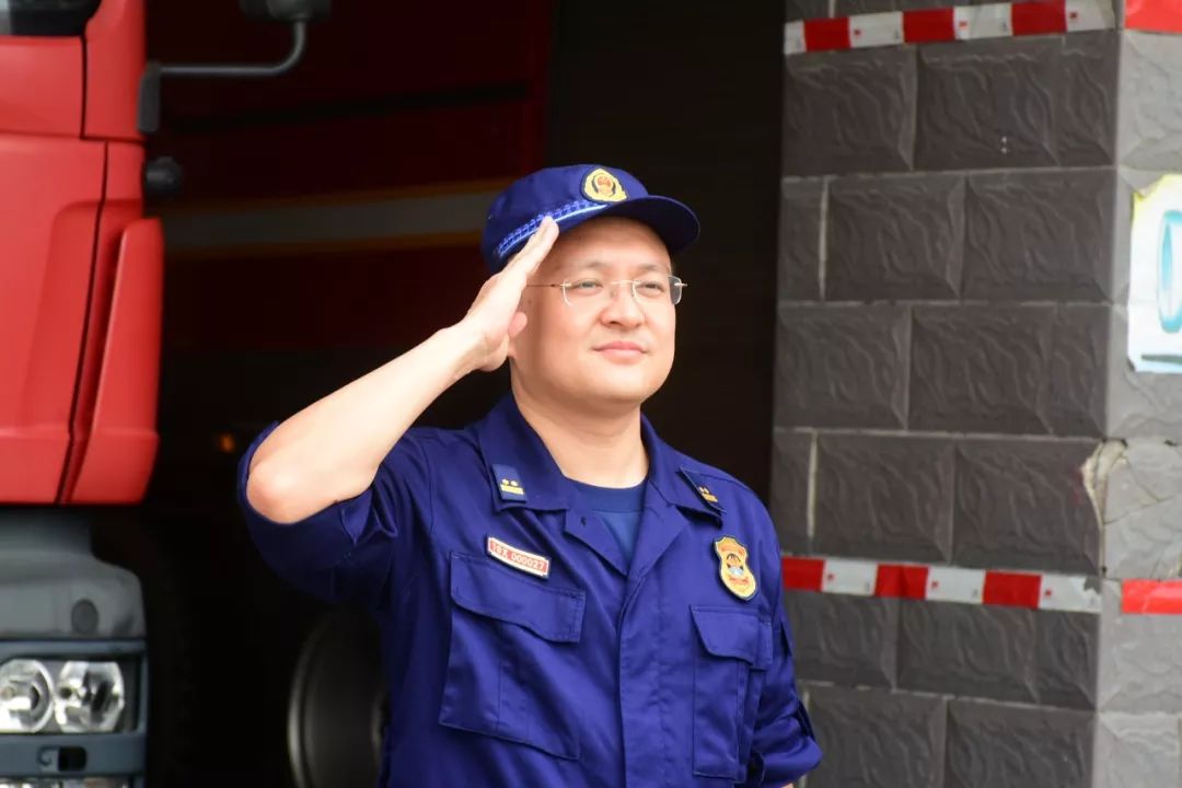 阳江市消防救援支队举办全市第二季度业务技能会操