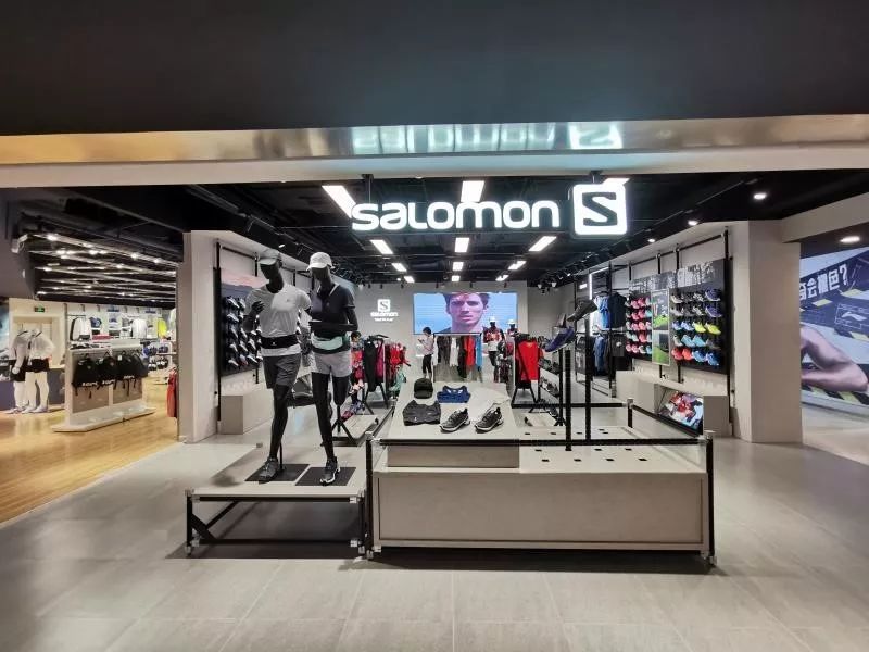 salomon线下门店北京图片