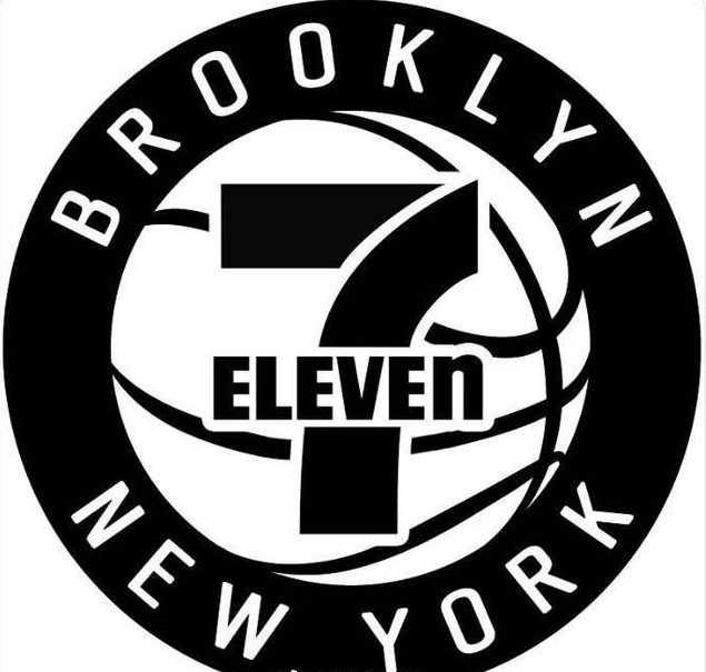 这个logo设计很有创意,中间的篮球上有便利店"7-eleven"的标志