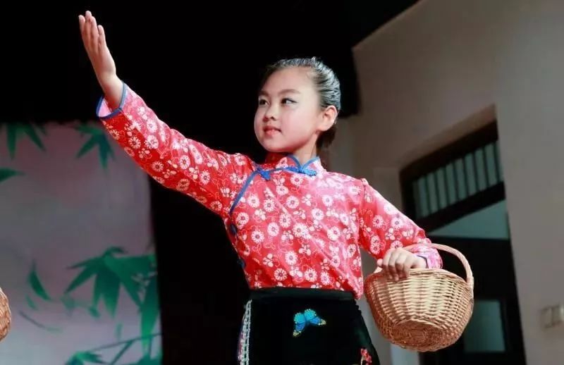 乐亭举办弘扬优秀传统文化传承冀东文艺三支花汇报演出