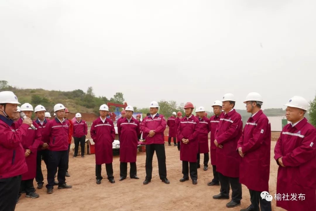 7月9日,市委常委,常务副市长王建忠深入我县就煤层气勘查,开发情况