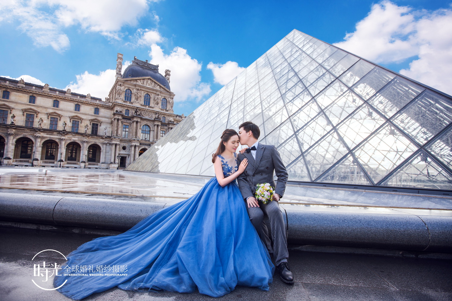 时光海外摄影—巴黎婚纱照 爱是未知的遇见,爱是一见钟情;当我遇的沣