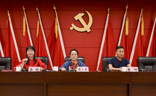 长沙市妇联启动关心下一代家庭教育中国行家庭教育指导师公益培训进