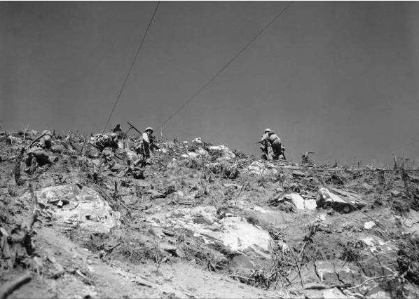 上甘嶺炮戰有多殘酷?坑道部隊成建制震死,步兵化為血肉泥漿