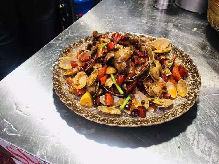 9元抢购100元落脚点夜啤酒菜品抵用券,每人限购一份!