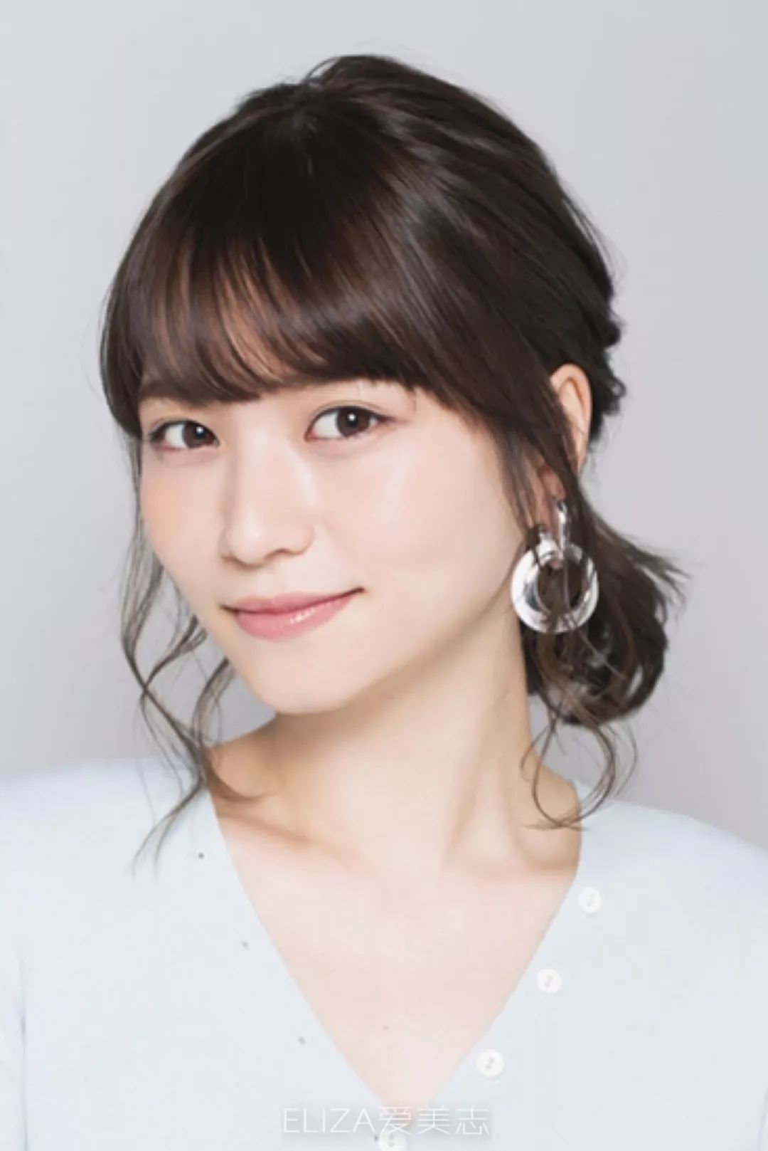 ff课堂|散落感鬓发的6个造型技巧