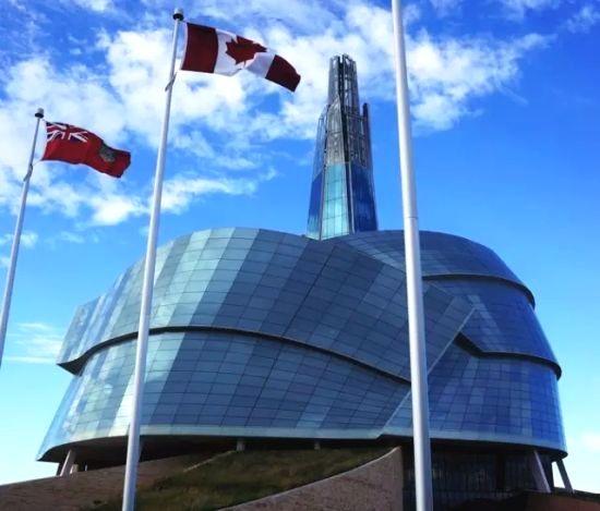 加拿大曼尼托巴省及大学简介