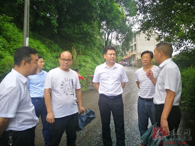 (来源:娄底市冷水江市人民政府 冷水江市委常委,市委办主任金波参加