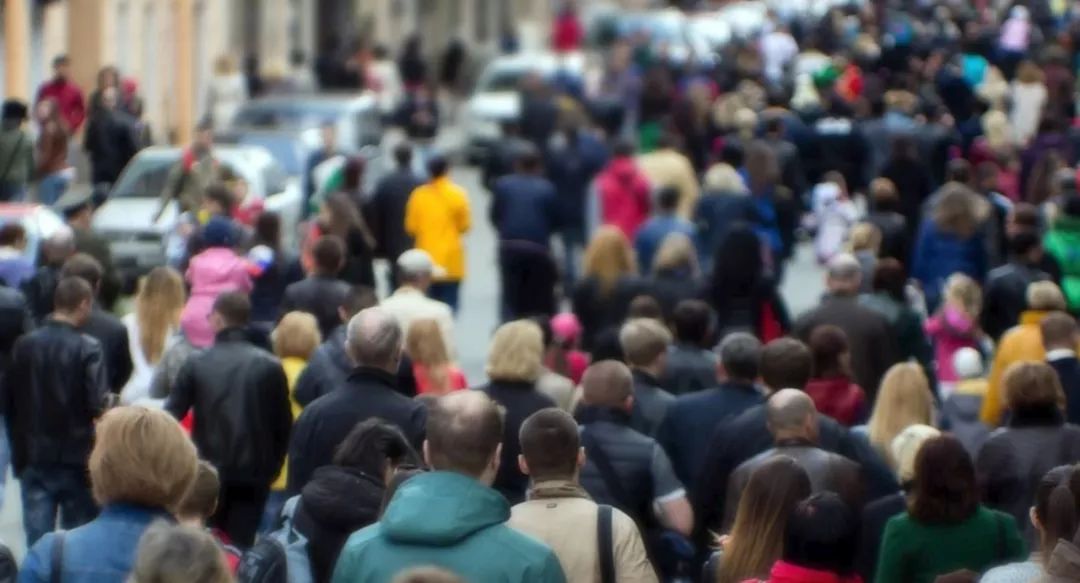 澳洲本国人口也进行了一定规模的迁移:昆士兰继续接收不少州际移民