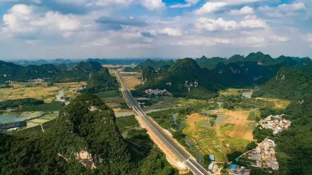 【四航头条】横贯广西中部!贵隆高速正式通车
