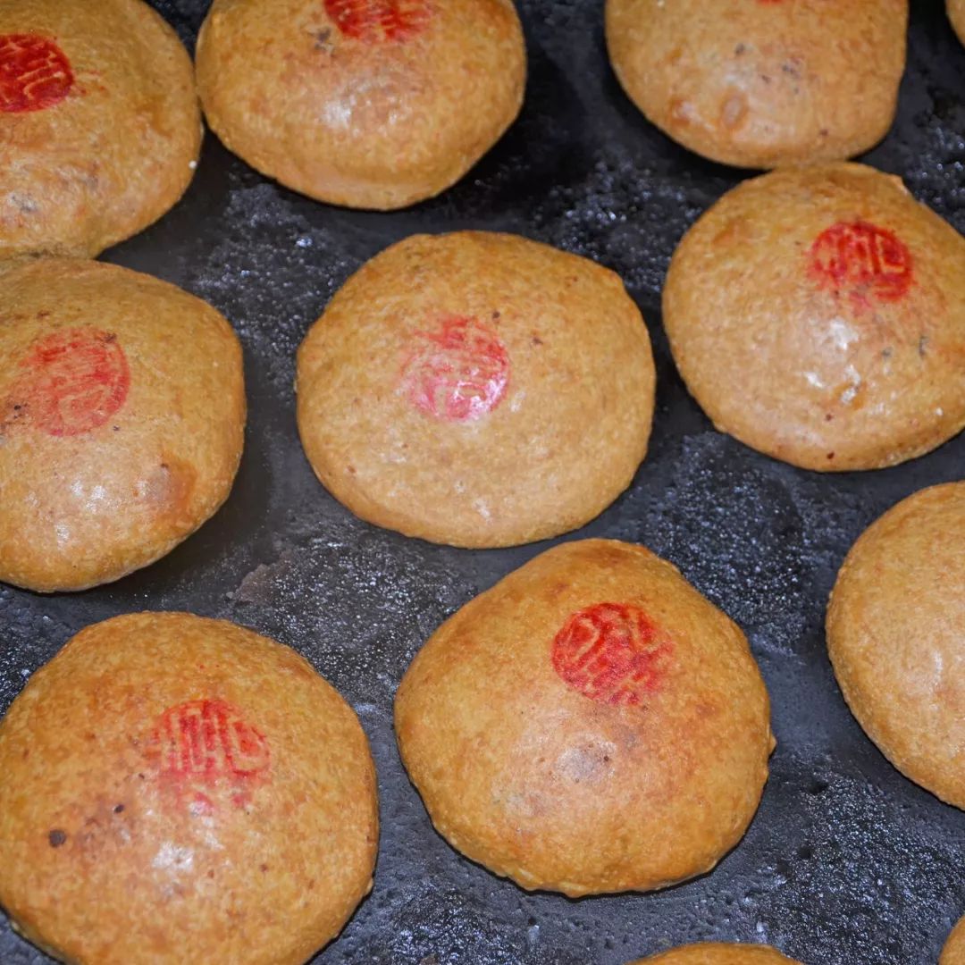 这东西巴掌大,每天门口排长队,小孩也能吃3个!