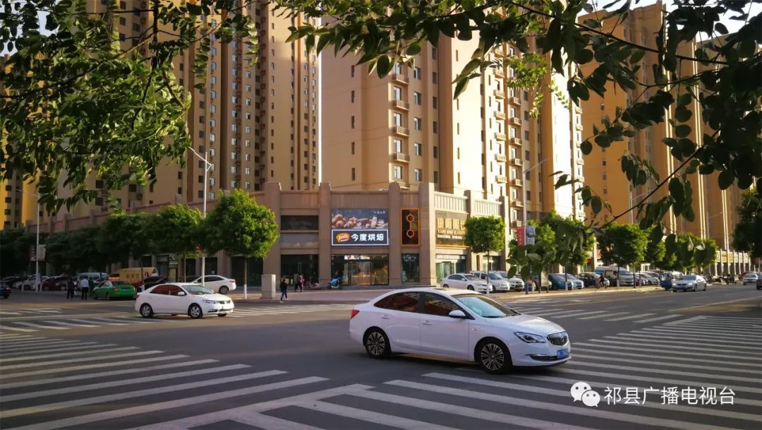 今年以来,祁县各职能部门,属地乡镇(城区),包路段单位,包老旧小区单位