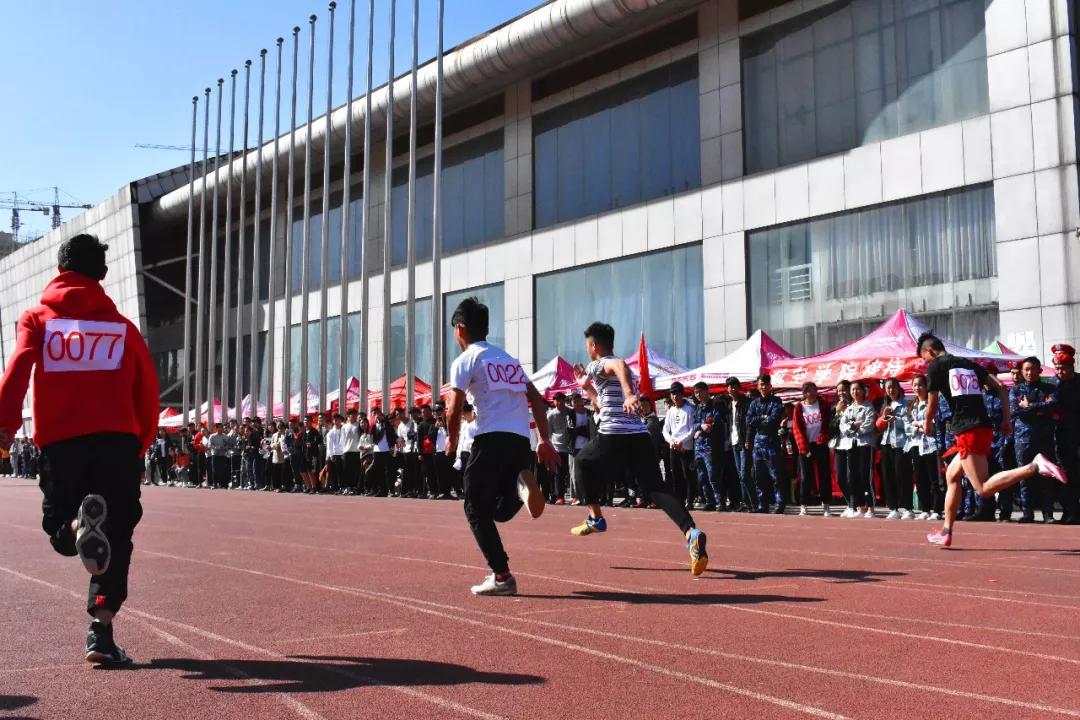 平顶山平职学院图片