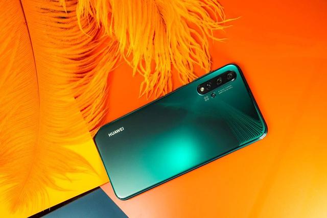 暑期换机不纠结,华为nova5系列 4800万ai四摄成首选