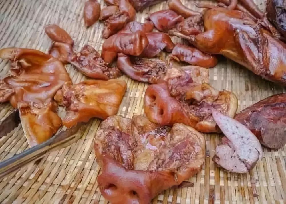 为什么金寨人爱吃猪头肉?很多城里人不理解,不妨来了解一下