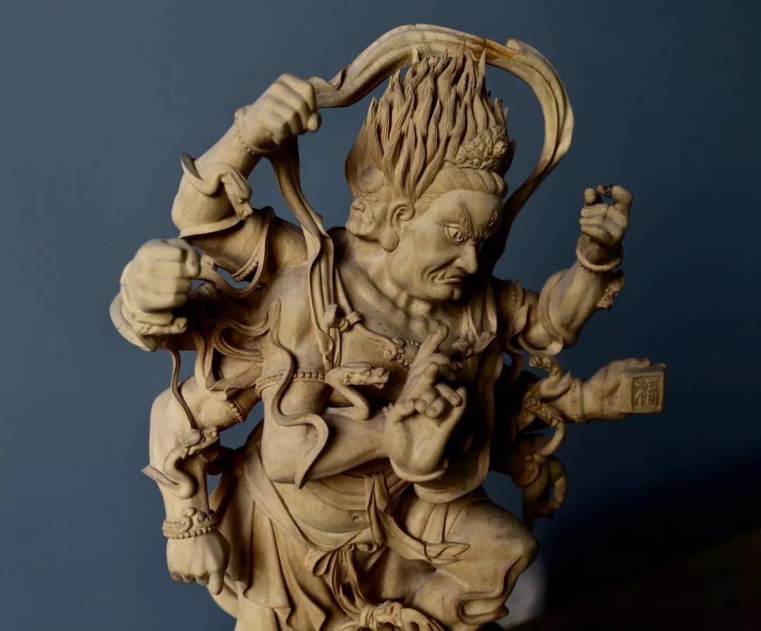 作品名字:八臂金刚(局部)日期 : 2005年作品名字:达摩系列之一(局部)