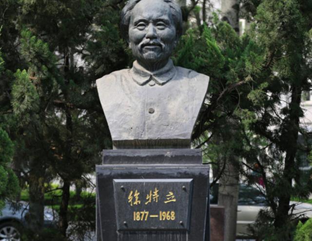 原创延安五老之徐特立,反清演讲激愤时一刀剁下手指,蘸血写抗议书