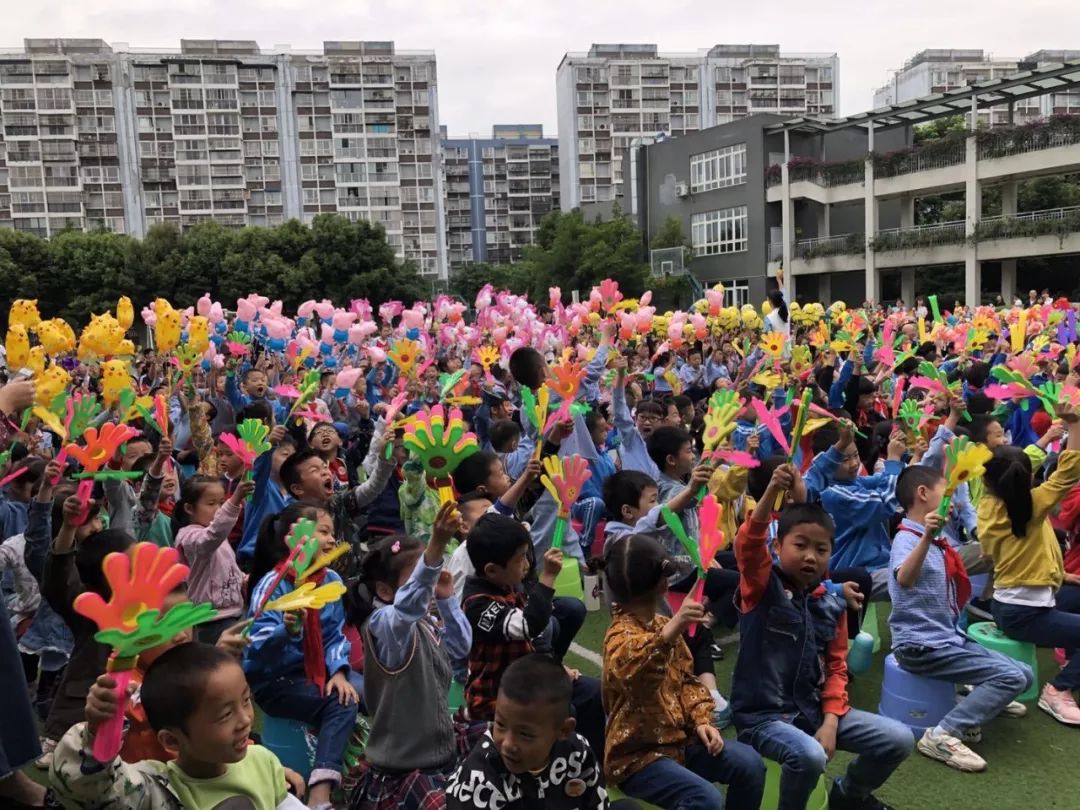 成都市華興小學少年軍校2019級小軍人畢業典禮隆重舉行