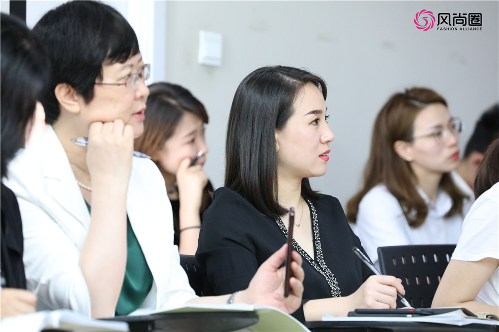 服务礼仪培训中的接待礼仪培训