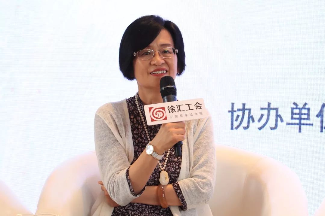 幸福是奋斗出来的听女劳模工匠讲成长故事汇聚慧享绘