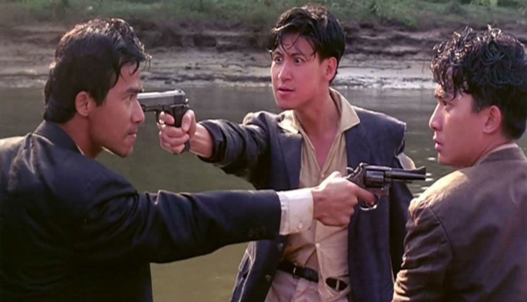 演戏了,当年张学友接演了不少枪战片,像《喋血街头》,《子弹出租》等