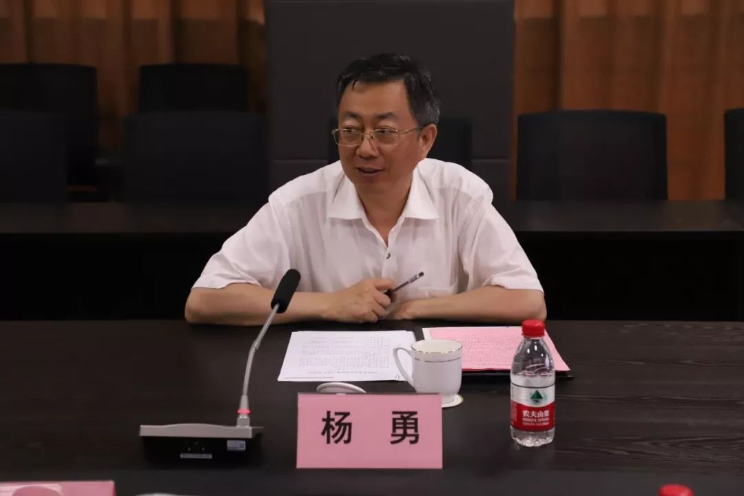 聚焦丨河北省教育厅厅长杨勇一行到我院视察高校义务兵专项征集工作