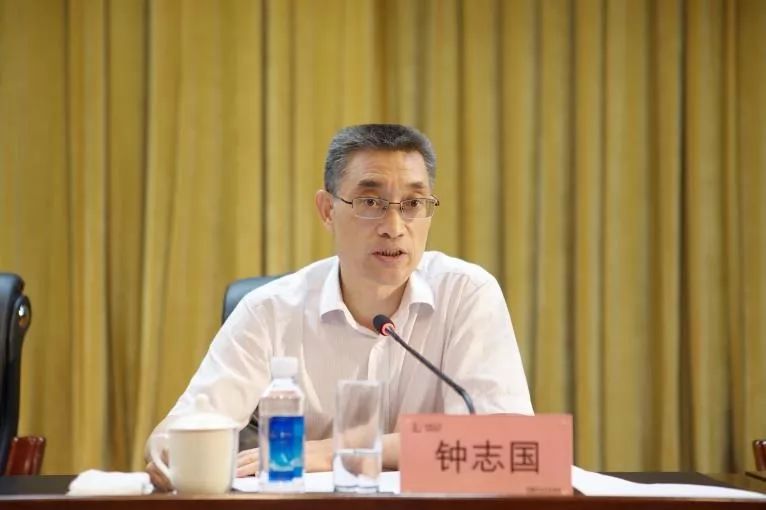 今天让我们大声对自己说句谢谢