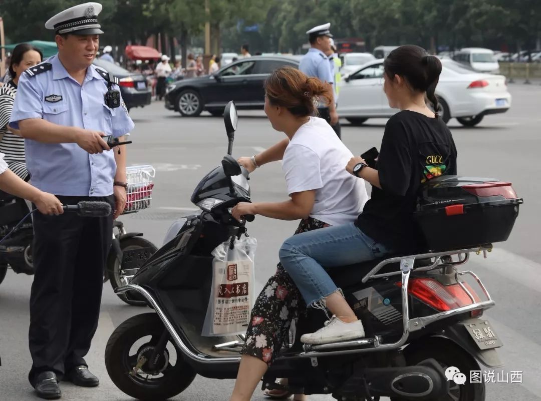 臨汾交通整治無論摩托車非機動車行人違法都要整治