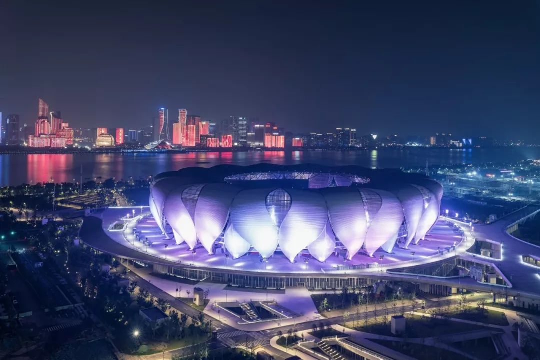 奥体「大莲花」首演揭晓,今后你希望谁来?