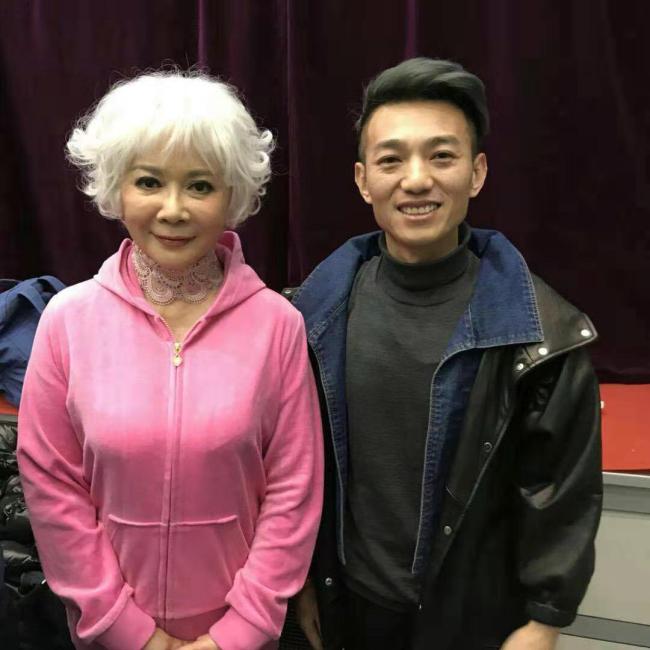 知名造型师苏哲一个引领你走向时尚前沿的造型大师