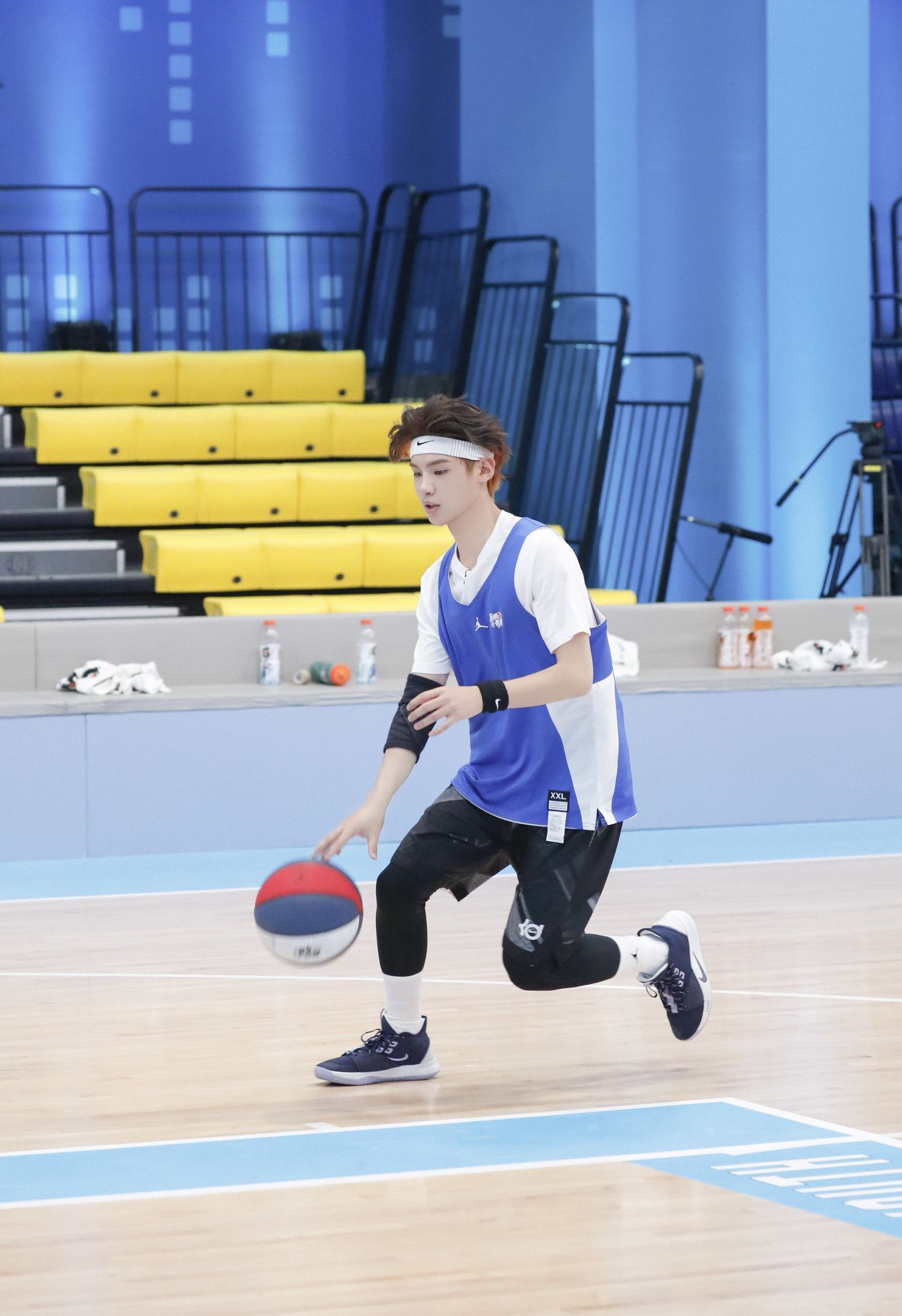 篮板青春明晚正式开播实习教练justin和篮球少年们热血出发