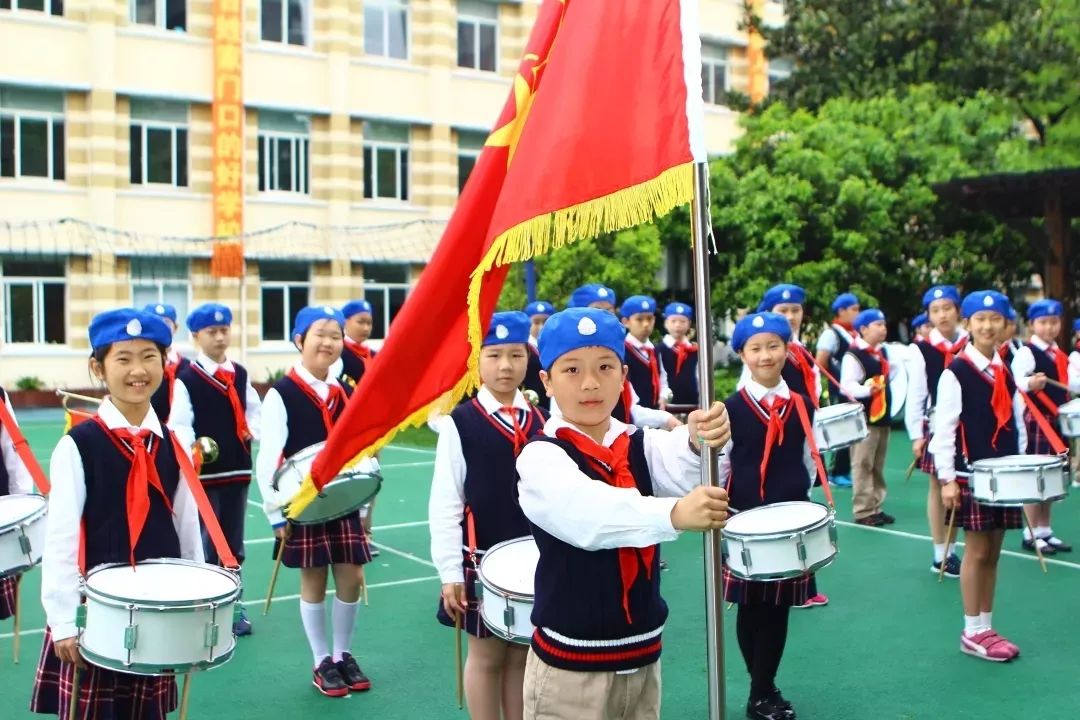 做"习雅巧智·乐学善思·健康自信"的东二小陶子——徐汇区东二小学