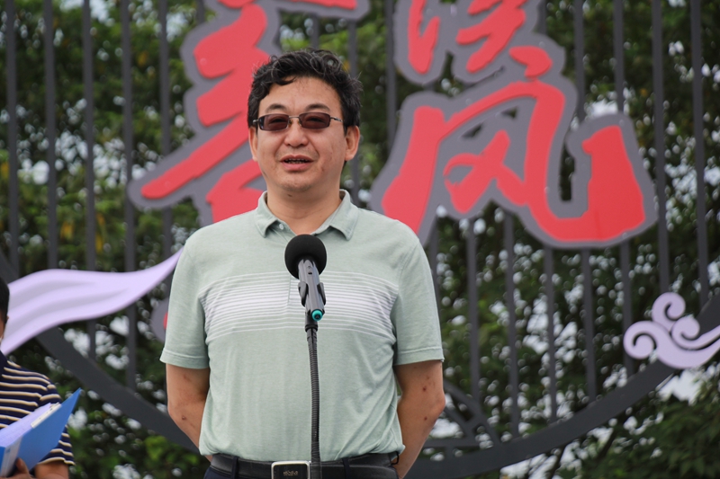 九三学社宜宾市委主委,宜宾市人大常委会副主任陈