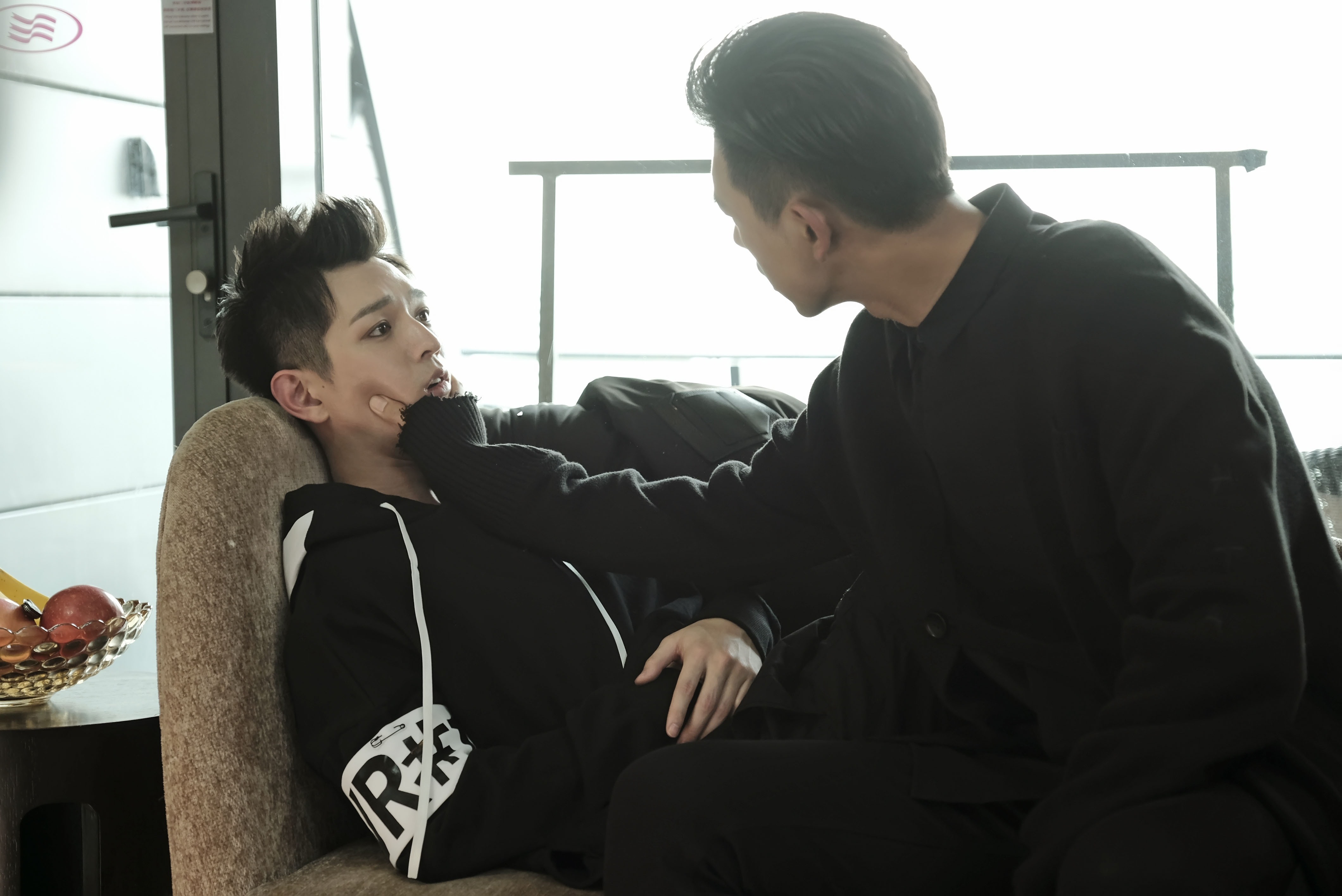 《亲爱的热爱的》热播 杨紫李现文苡帆陷三角乌龙_grunt