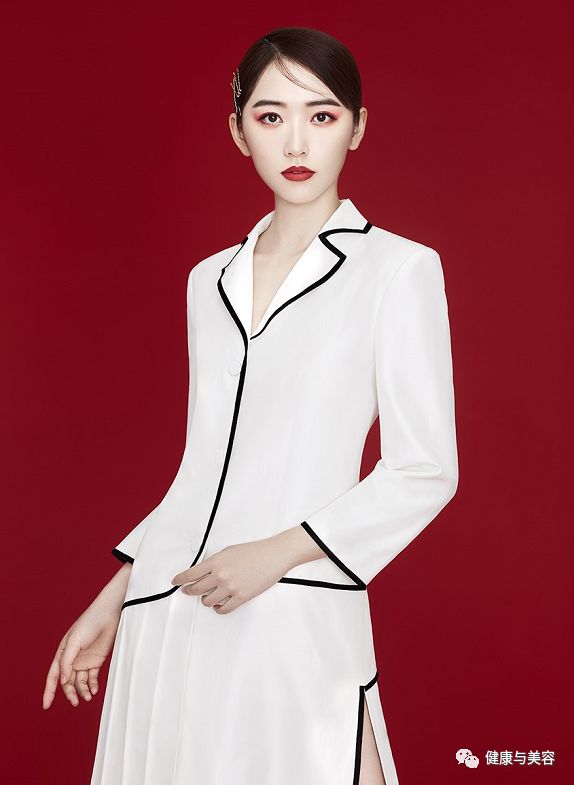 陈昊蓝硬核女孩热爱生活才能享受表演丨星专访