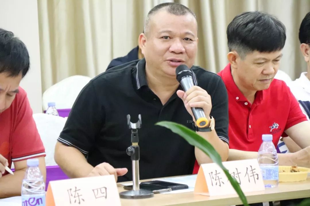 代表叶成深圳市遂溪商会陈华诚驻外商会作为乡贤在外创业的坚强"后台"