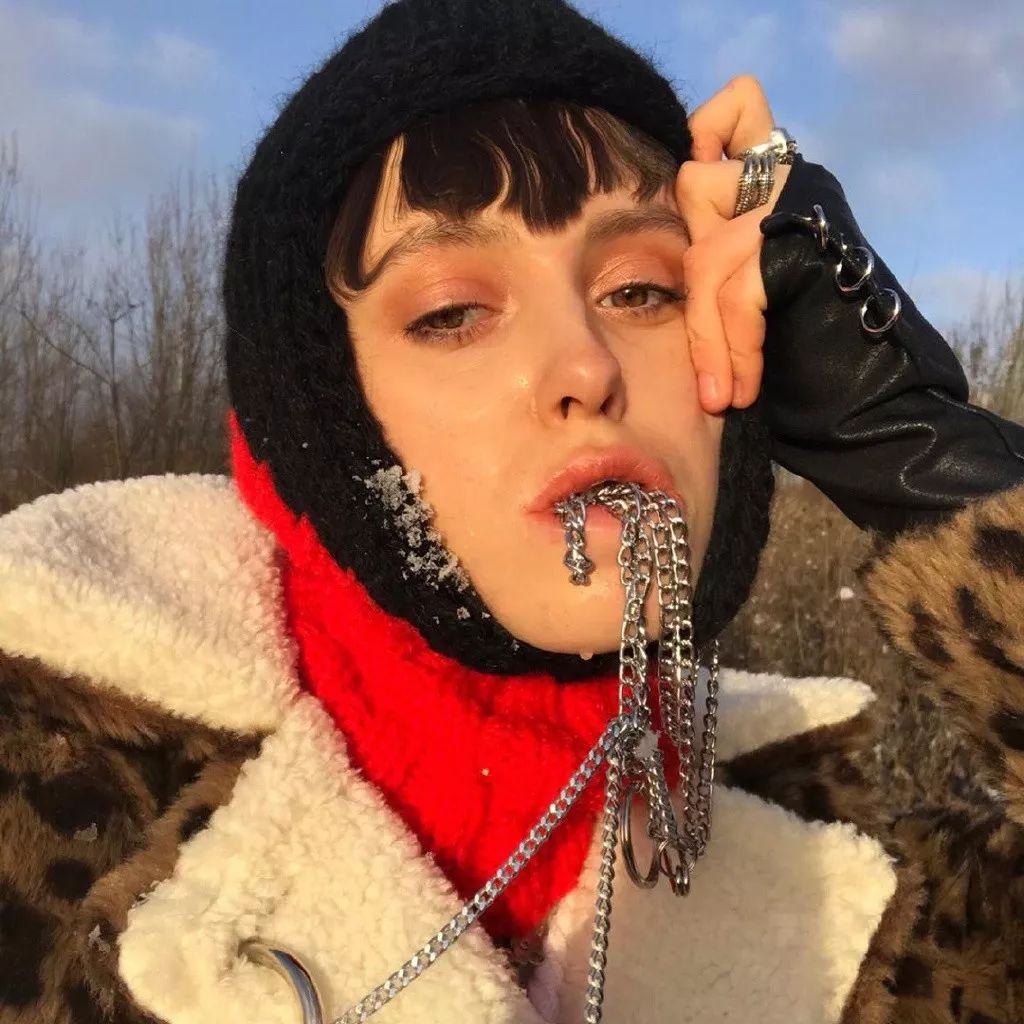 头像| 我们不如两清,继续做甲乙丙丁_奇特