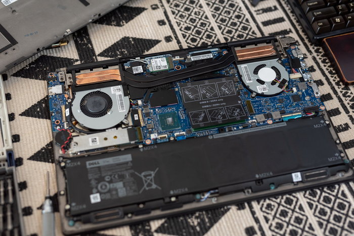 最近的热门笔记本dell灵越7000