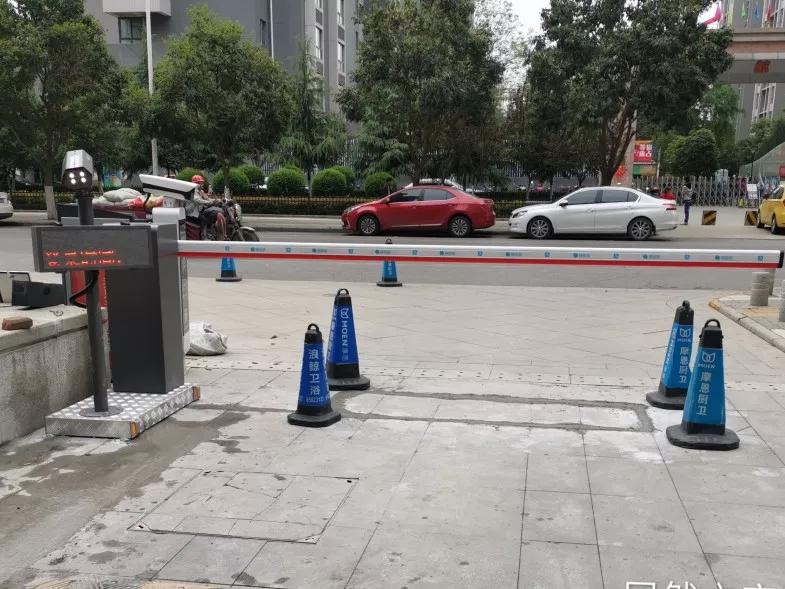 中贸广场项目位于西安市碑林区南稍门西北角,该项目目前拥有停车位322
