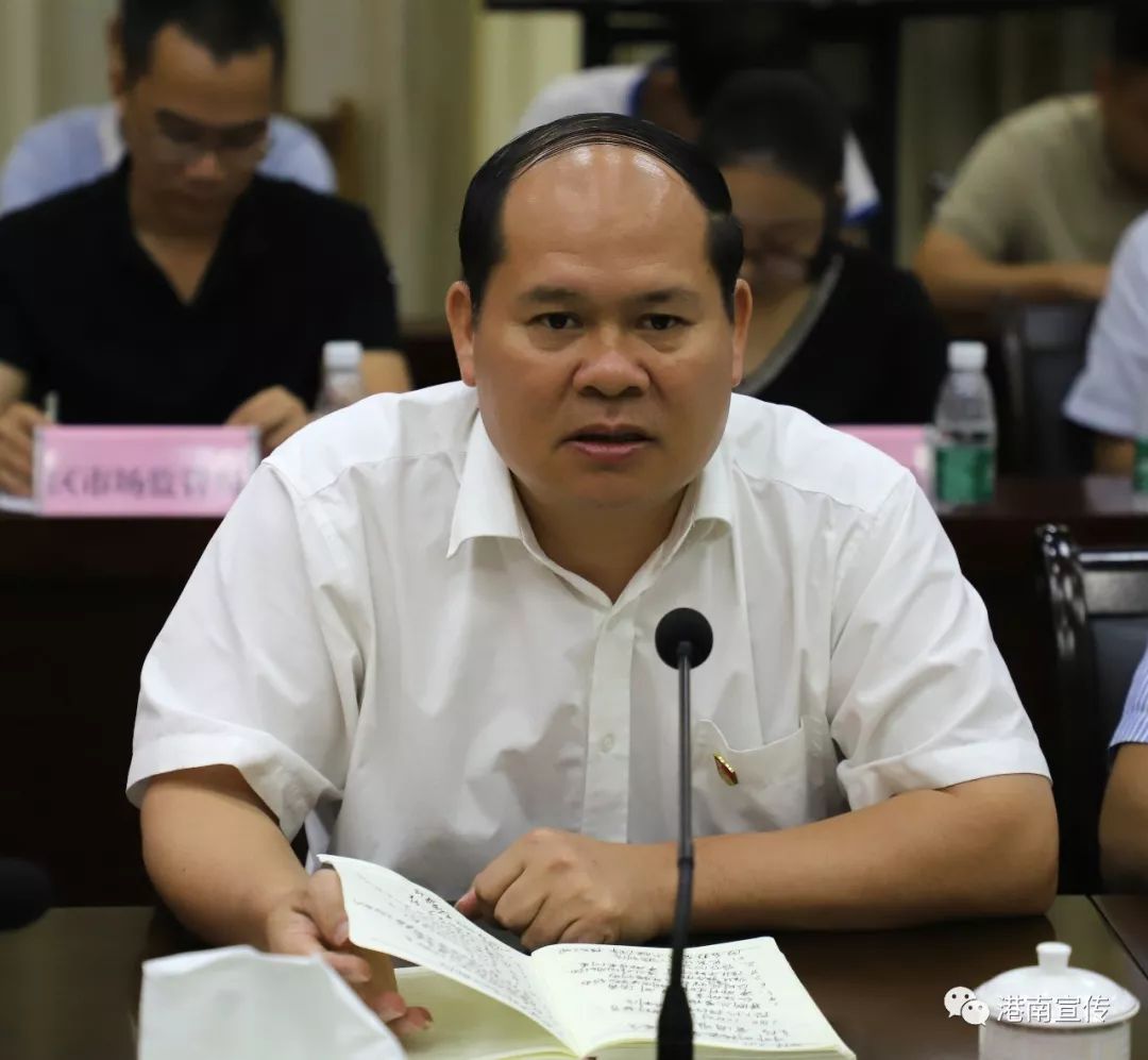 潘汉胜到港南区督导非洲猪瘟防控工作