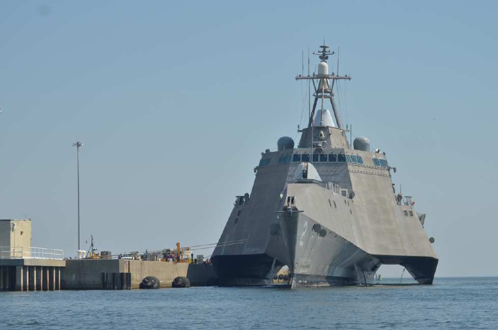 原創進入南海周邊海域!美國海軍戰艦捲土重來,還能搭載無人艦載機