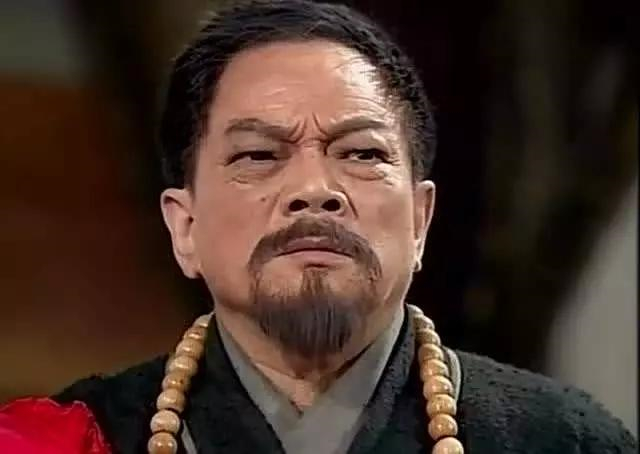 诸如《书剑恩仇录》的沈秉义,《七侠五义》的展昭等,还有《神剑震江湖