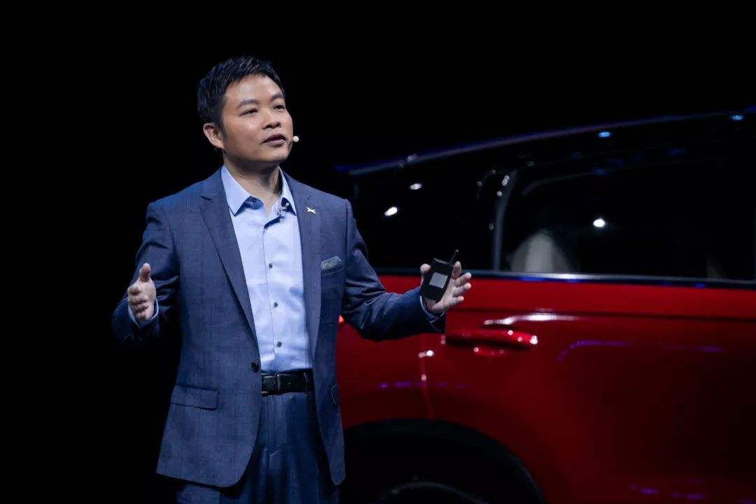 评何小鹏向老款g3车主道歉:一碗水端平很难,能尽力就是进步