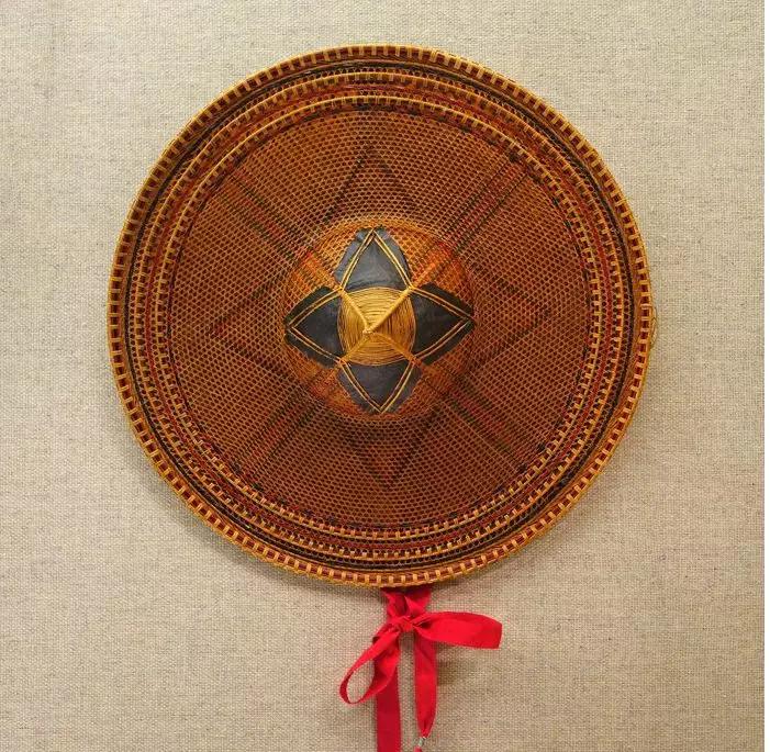 云和风物 | 花斗笠 彩带依 畲乡瑰宝永传留_畲族