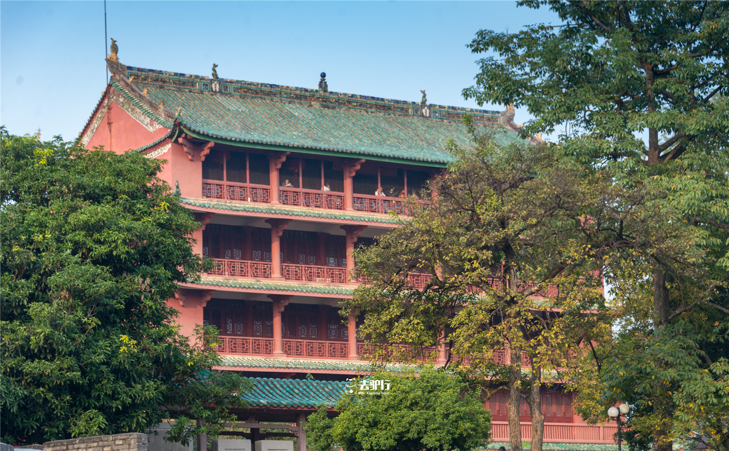 广州明代城墙:曾差点被拆光,如今成大爷大妈健身好去处